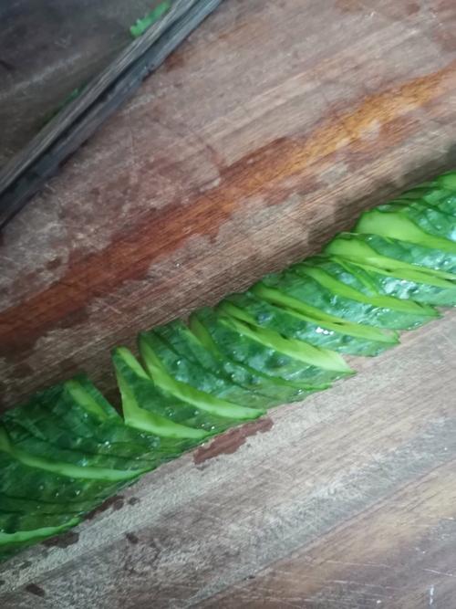 蓑衣黄瓜，蓑衣黄瓜的腌制方法
